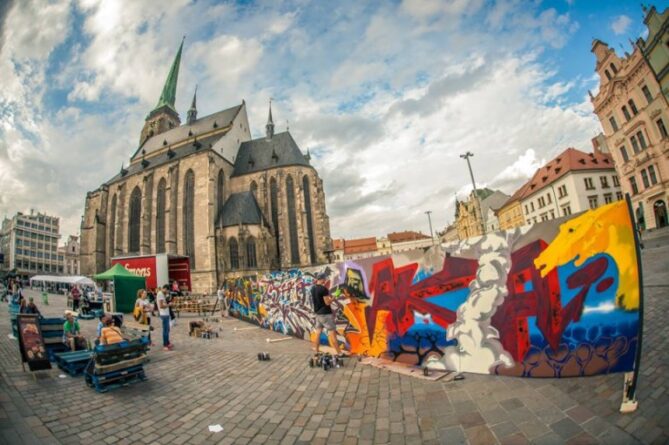 busking fest náměstí plzeň