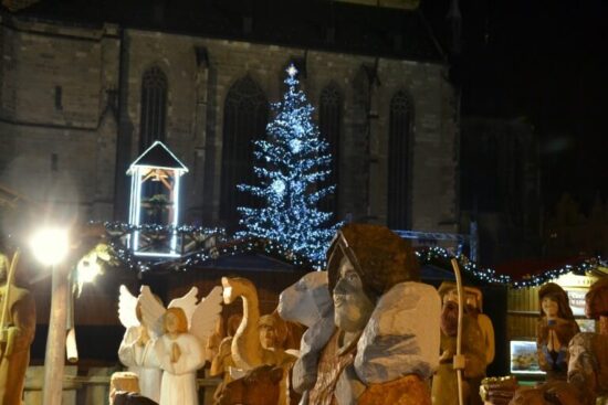 Vánoční strom na náměstí Republiky v roce 2017