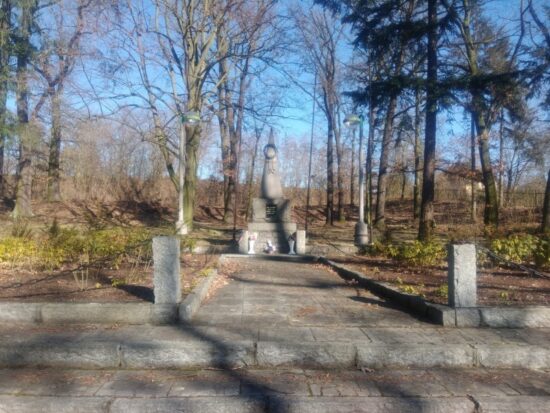 Čest památce obětem zla