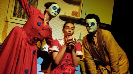 Jako knoflík v hlavě