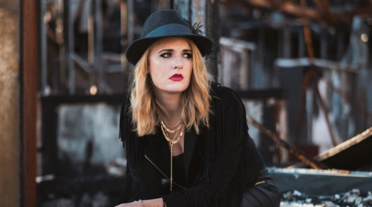 Elles Bailey