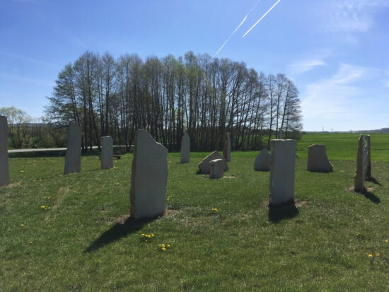 Geopunkturní kameny u Vstiše