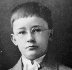 Himmler v sedmi letech