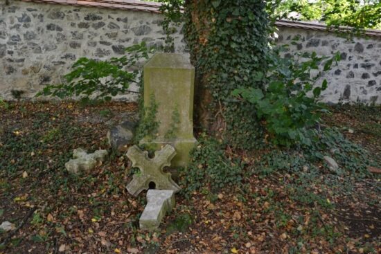 Kostel sv. Ambrože ve Vícově