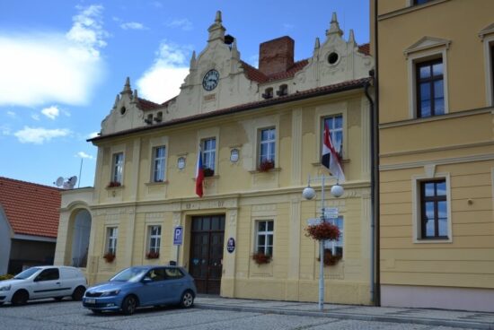 Spálené Poříčí