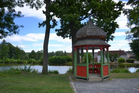 Spálené Poříčí