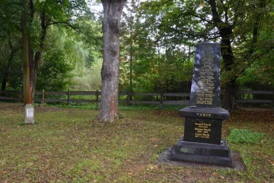 Památník rodiny Fürthových