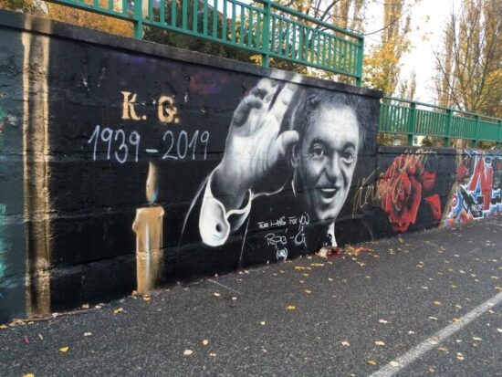 Graffiti s Karlem Gottem