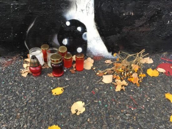 Graffiti s Karlem Gottem