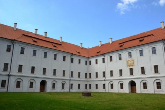 Klášter Kladruby