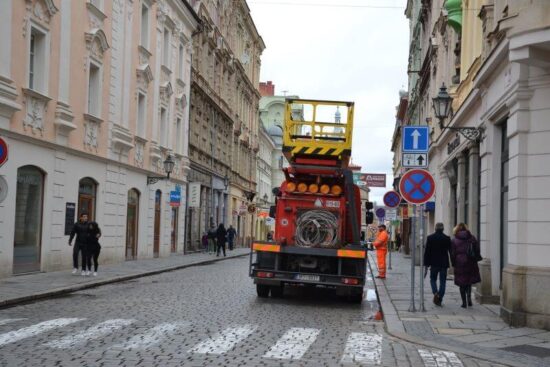 Instalace vánoční výzdoby