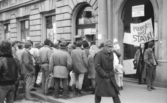 Listopad 1989 v Plzni