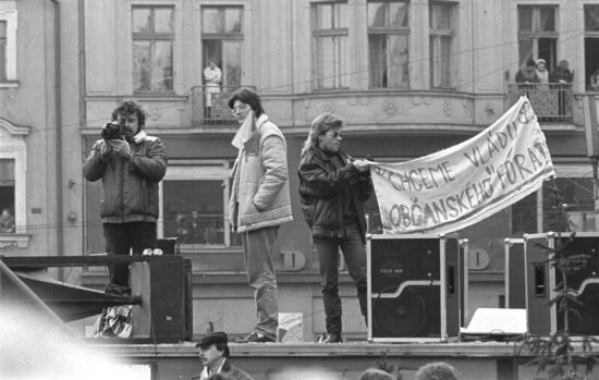 Listopad 1989 v Plzni