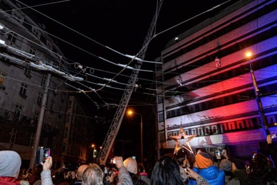 Odstraňování rudé hvězdy v Plzni