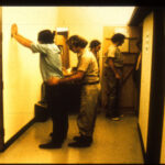 Kontrola v improvizované věznici