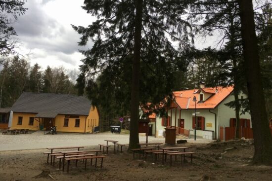Restaurace a Centrum služeb pro turisty
