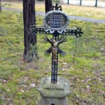 Křížek na památku zavražděné