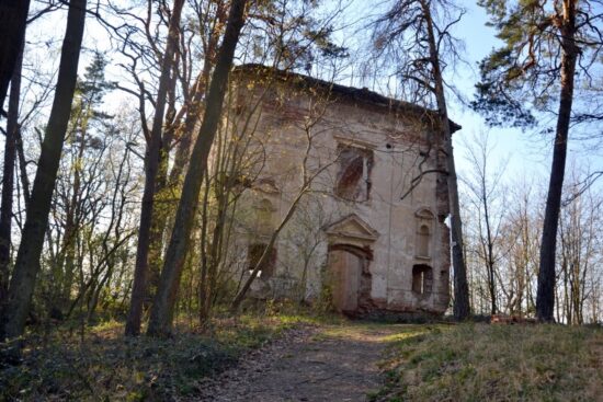 Zřícenina kaple sv. Jana