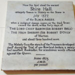 Deska připomínající tragickou epidemii