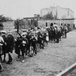 Deportace polských dětí do koncentračního tábora