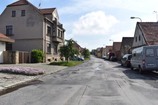 Ulice Na Rychtě, Hradiště