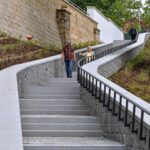 Nové schodiště v parku U Ježíška