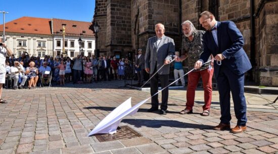 slavnostní odhalení