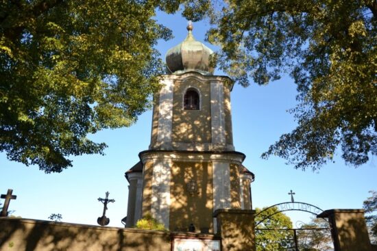 Kostel Nejsvětější trojice v Zavlekově