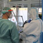 Policisté pomáhají ve Stodské nemocnici