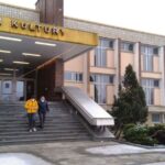 Klatovská nemocnice očkuje nově v kulturním domě Družba