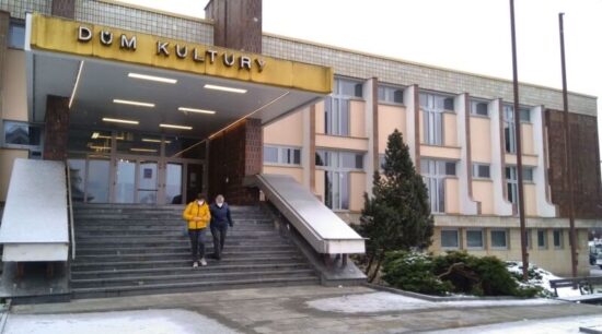 Klatovská nemocnice očkuje nově v kulturním domě Družba