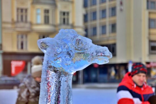 Ledové sochy na náměstí Republiky v Plzni 2021