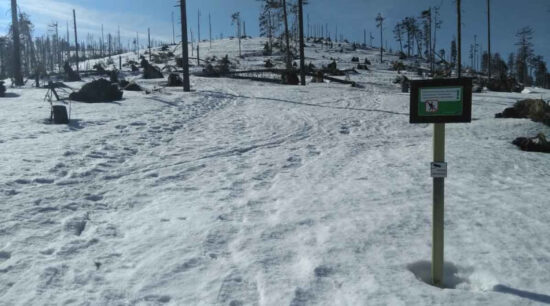 Infotabule před zničením