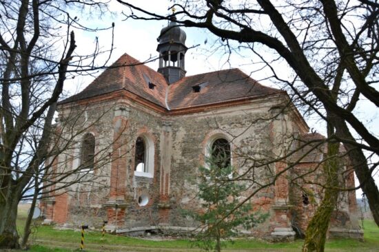 Kostel sv. Barbory Všekary