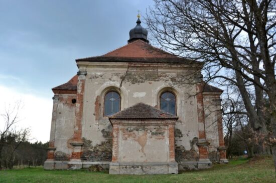 Kostel sv. Barbory Všekary