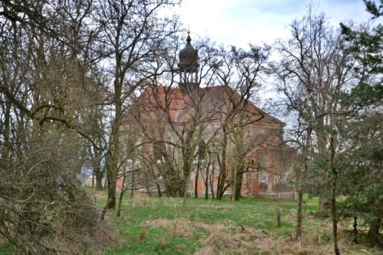 Kostel sv. Barbory Všekary