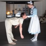 Vyhoďme ho z kola ven