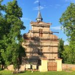 Opravovaný kostel sv. Jana Křtitele