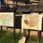 Informační tabule u kostela