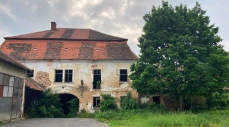 Areál bývalého pivovaru v Dolní Lukavici