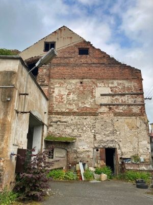 Areál bývalého pivovaru v Dolní Lukavici