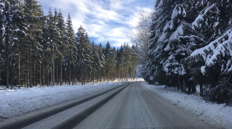 silnice v zimě