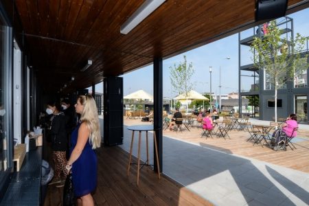 Prostor u nádraží