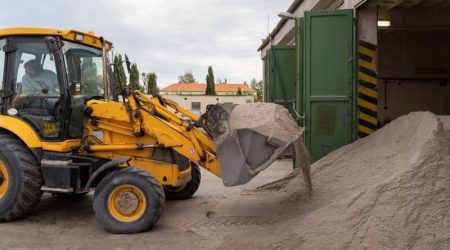 navážení posypu