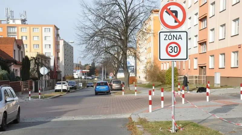 Rodinná X Sokolovská