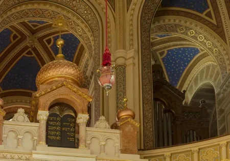 Interiér Velké synagogy