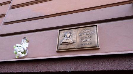 Pamětní deska Věry Kohnové