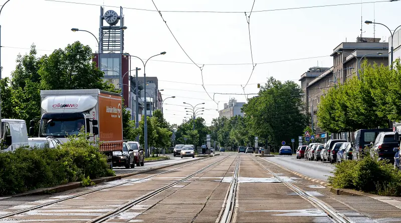 Tramvajová trať na Koterovské