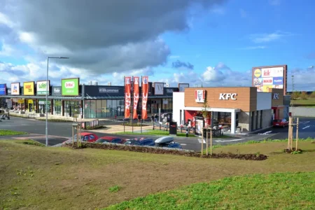 Nákupní centrum na Košutce