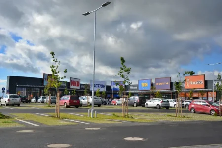 Nákupní centrum na Košutce